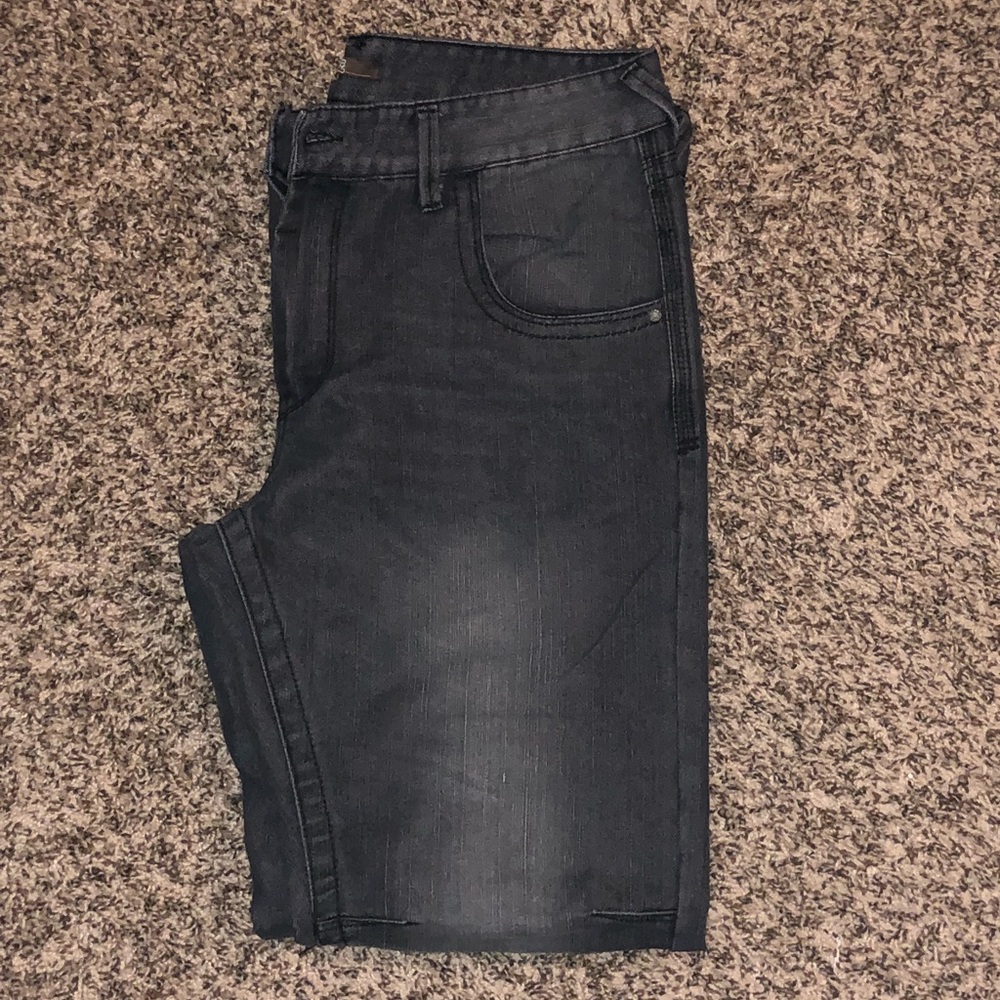 🔴 Straight Fit Mens Denim Jeans with Knee Darts - Picture 2 of 8
